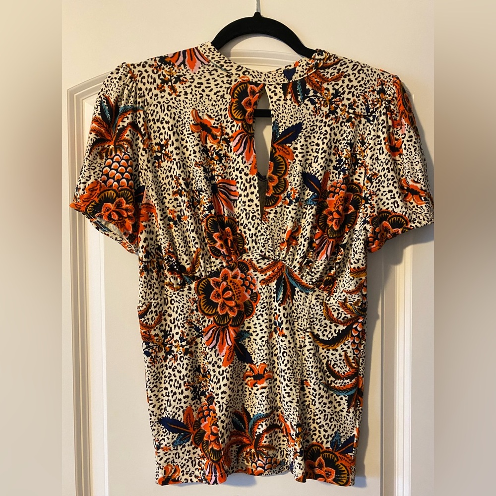 Free People floral cut out blouse size Medium